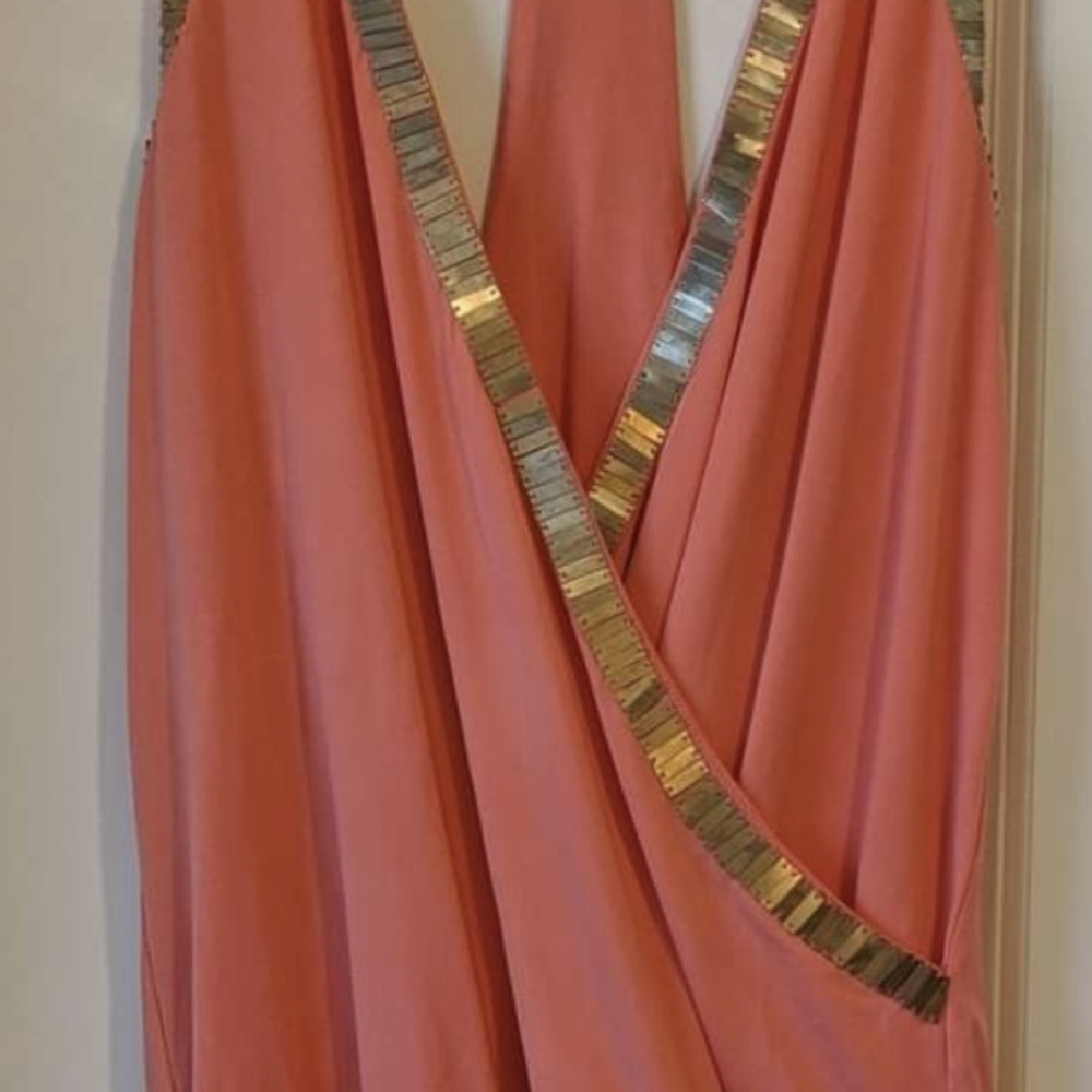 Bebe coral dress with gold detail sz Xs
